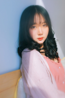 品尝朋友娇妻韩悦悦
